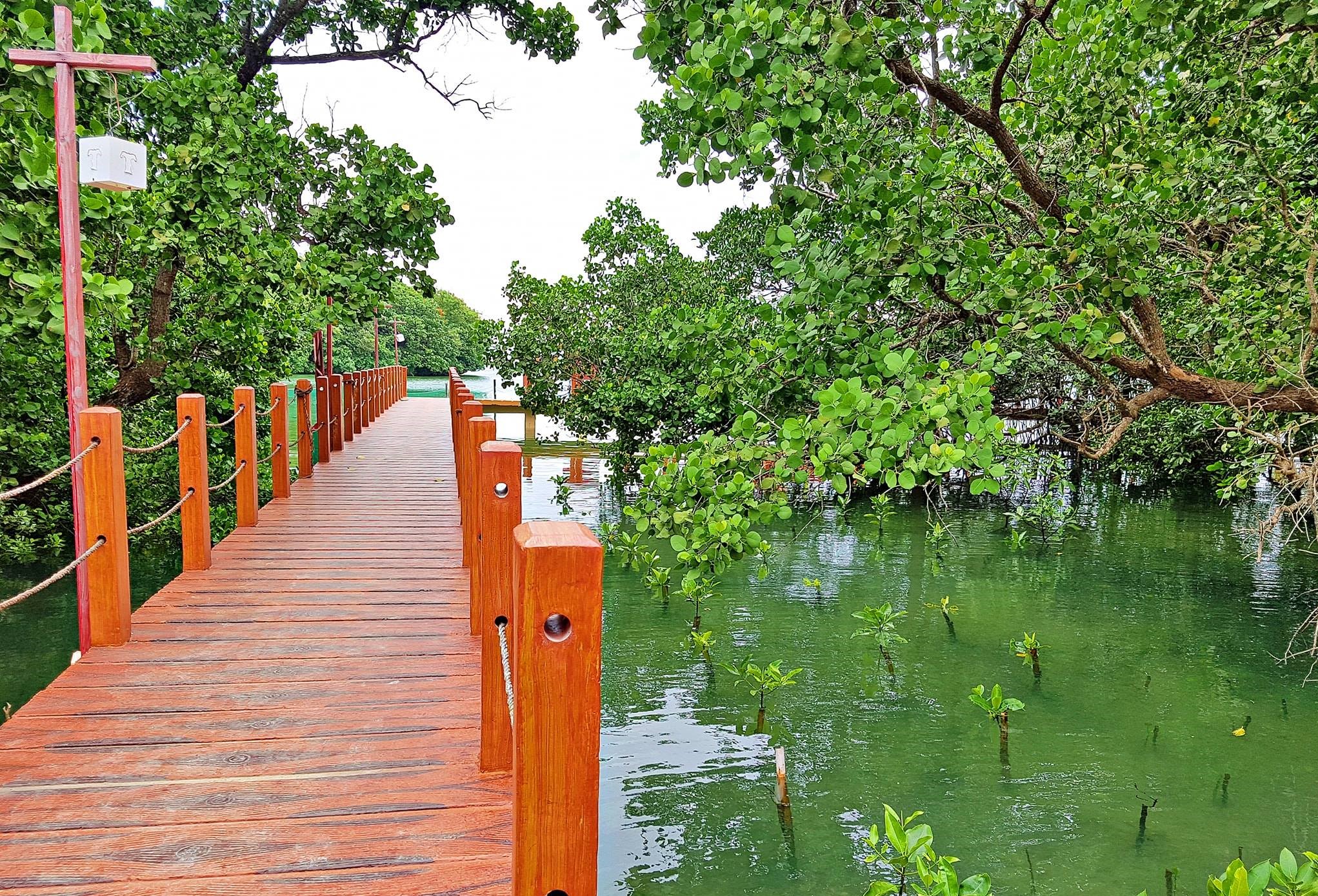 3 Hours Boracay Land Tour in Boracay — photo 3